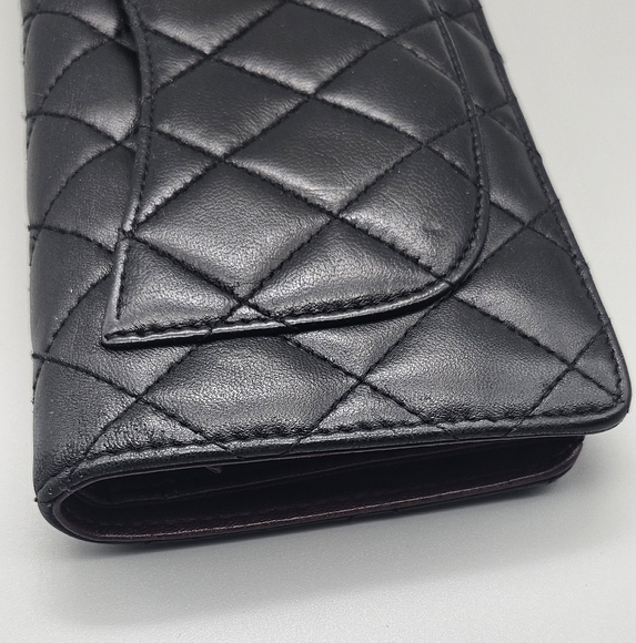 🖤CHANEL Quilted Leather Wallet/Clutch 🖤 - Picture 13 of 16